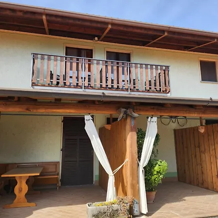 Scuderia Castello Farm stay *